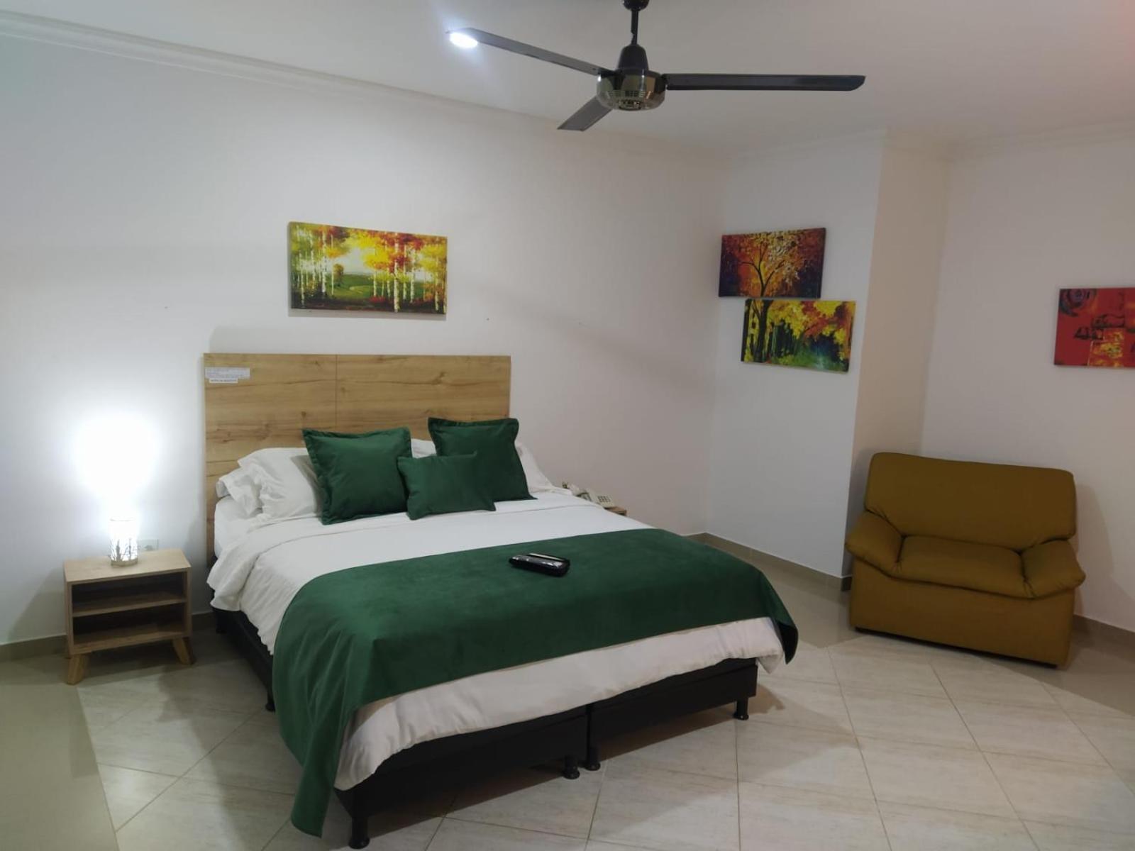 Hotel La Casa 1 Монтерія Екстер'єр фото